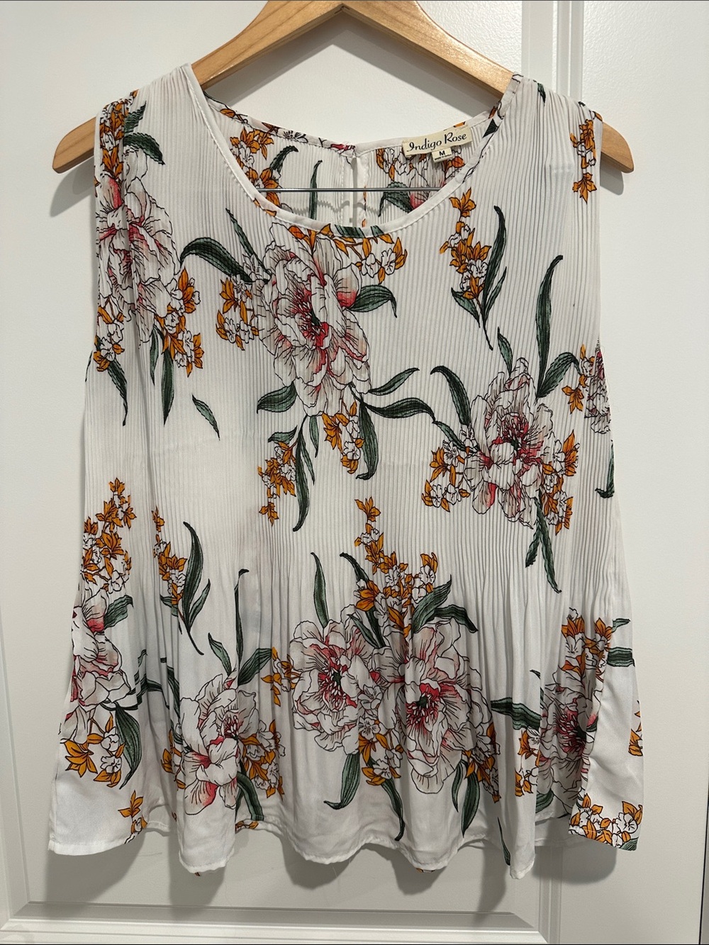 White Floral Pleated Sleeveless Top